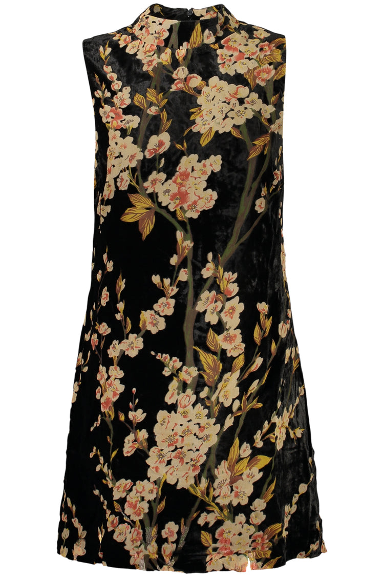 Vestido DESIGUAL de mulher preto