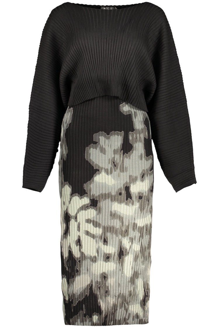 Vestido DESIGUAL de mulher preto