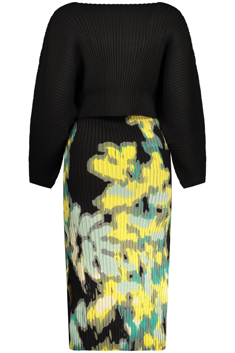 Vestido DESIGUAL de mulher preto