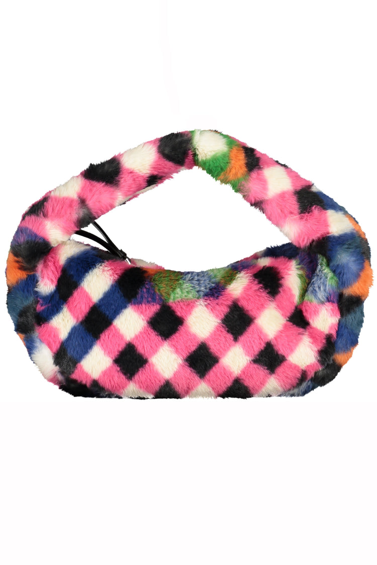 Mala DESIGUAL de mulher preta
