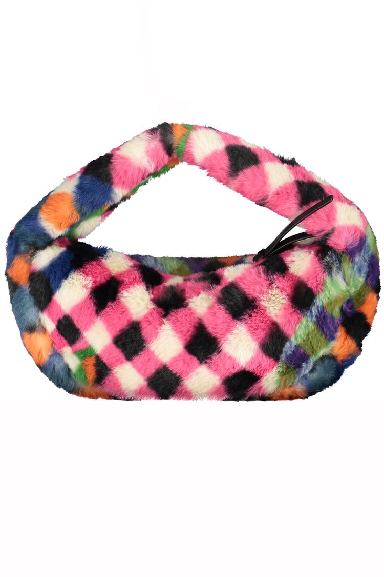 Mala DESIGUAL de mulher preta