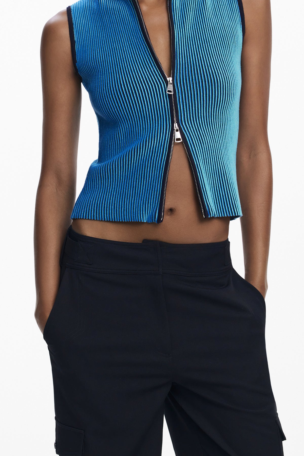 Calças DESIGUAL de mulher pretas