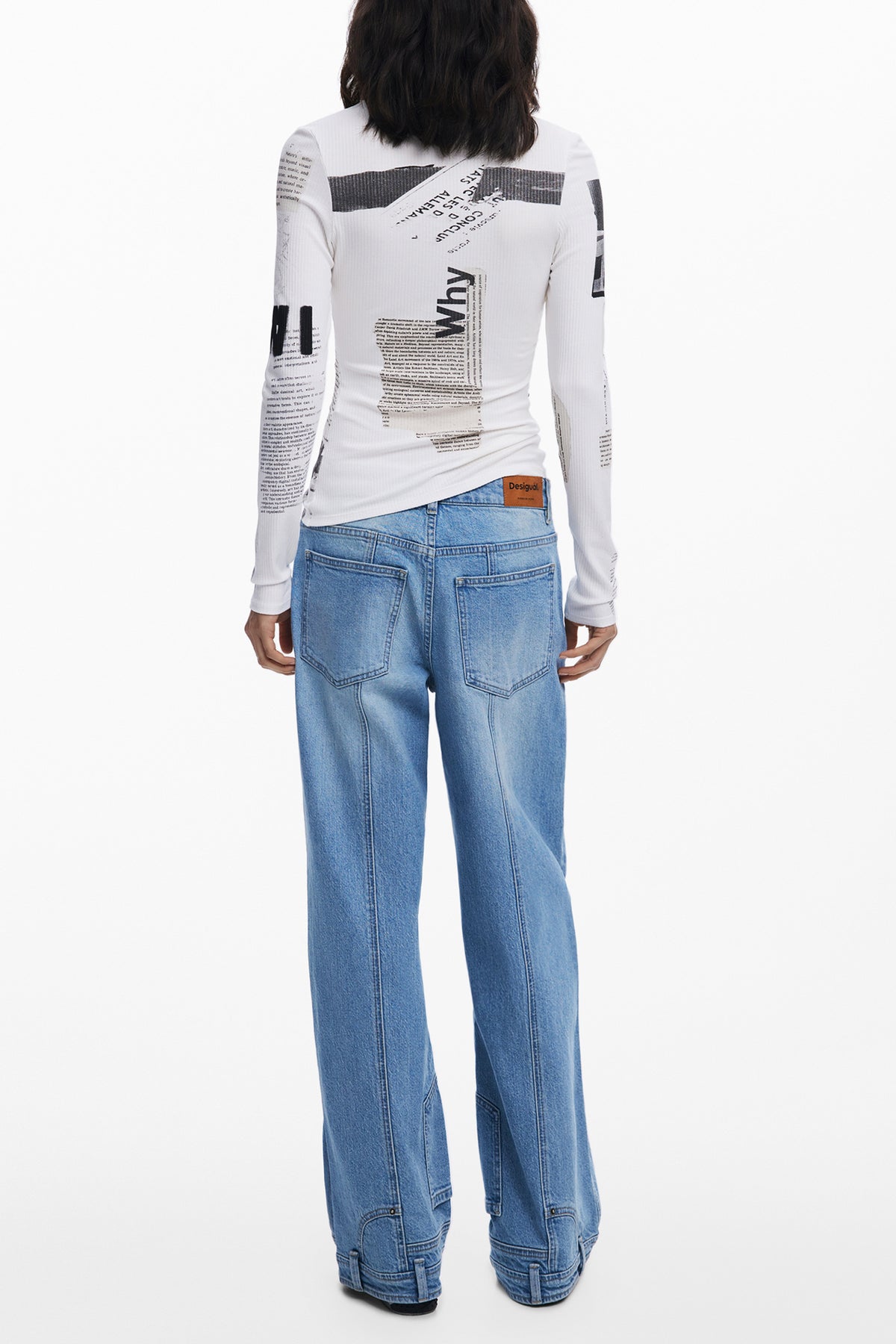 T-shirt DESIGUAL de mulher branca