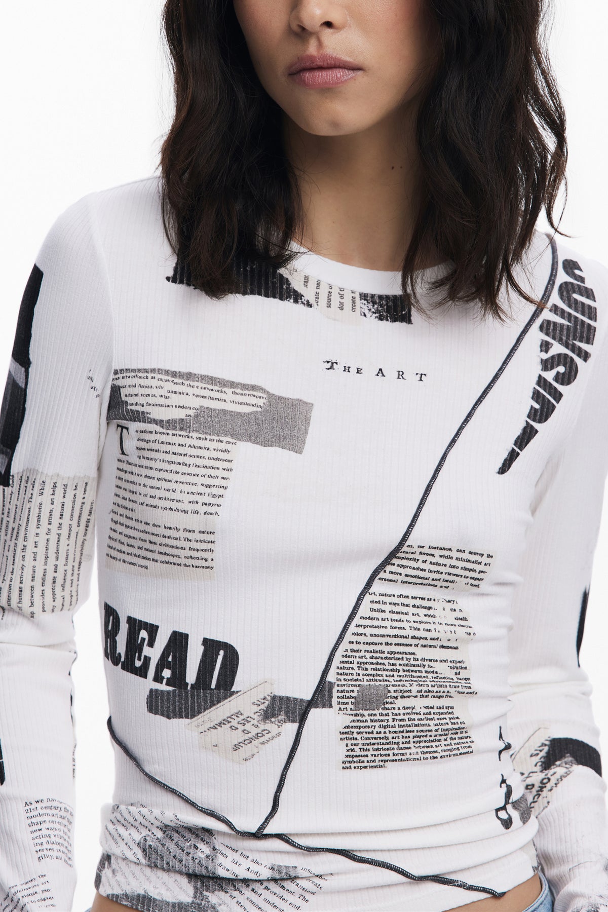T-shirt DESIGUAL de mulher branca