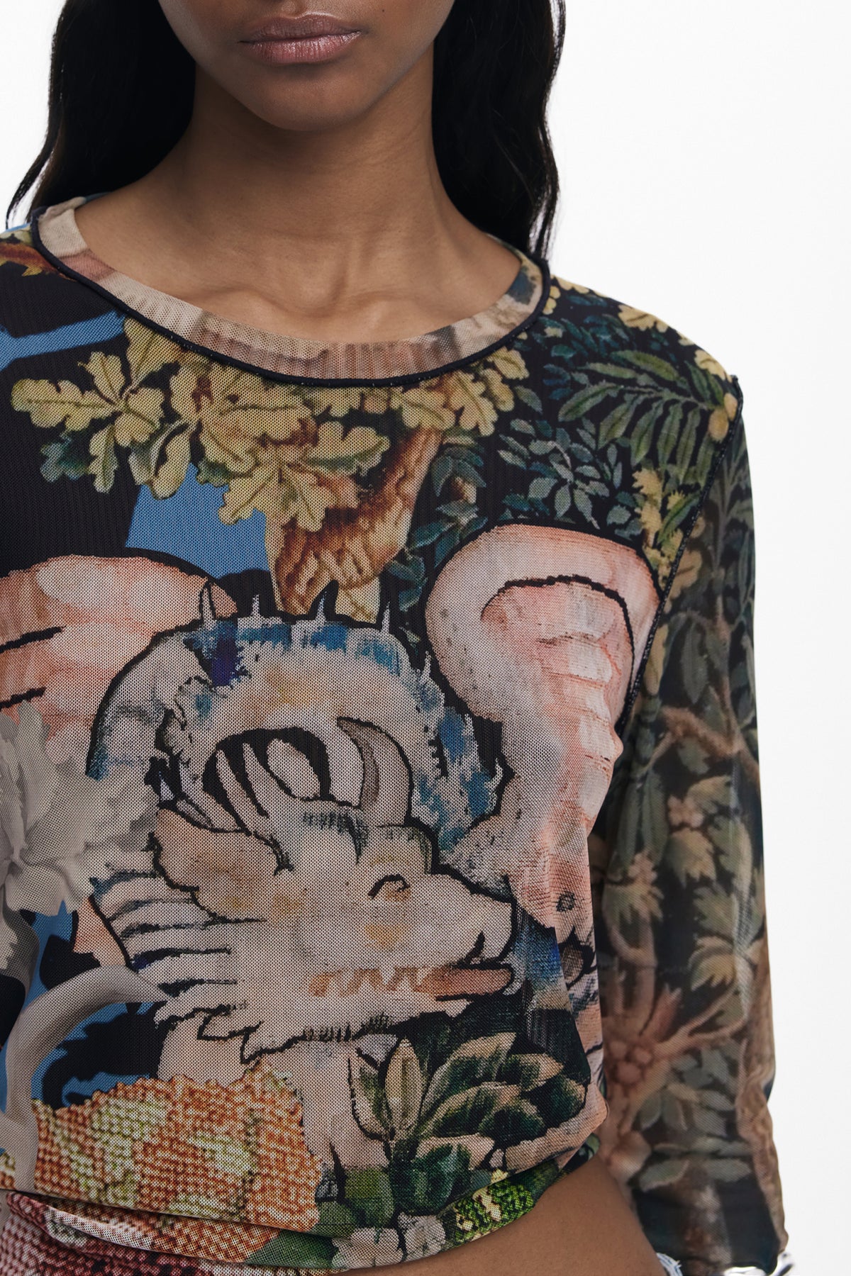 T-shirt DESIGUAL de mulher preta